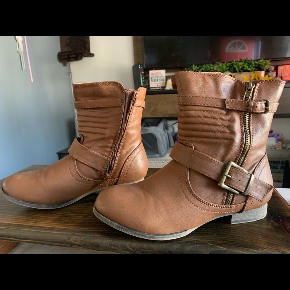 Tan Calf height Deb Boots